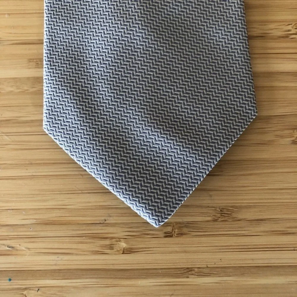 Club Room Silk Tie MADE IN ITALY Light Sand Color!
